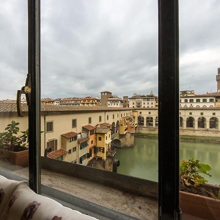 Charming Suite Ponte Vecchio Florence Exterior photo