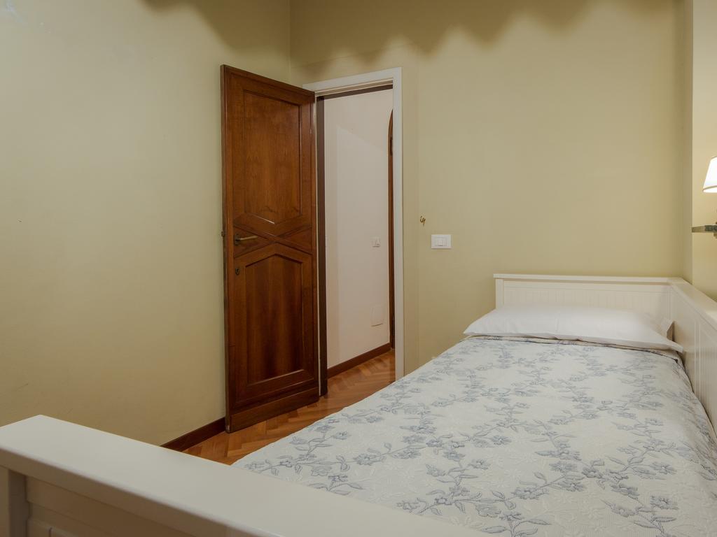 Charming Suite Ponte Vecchio Florence Exterior photo