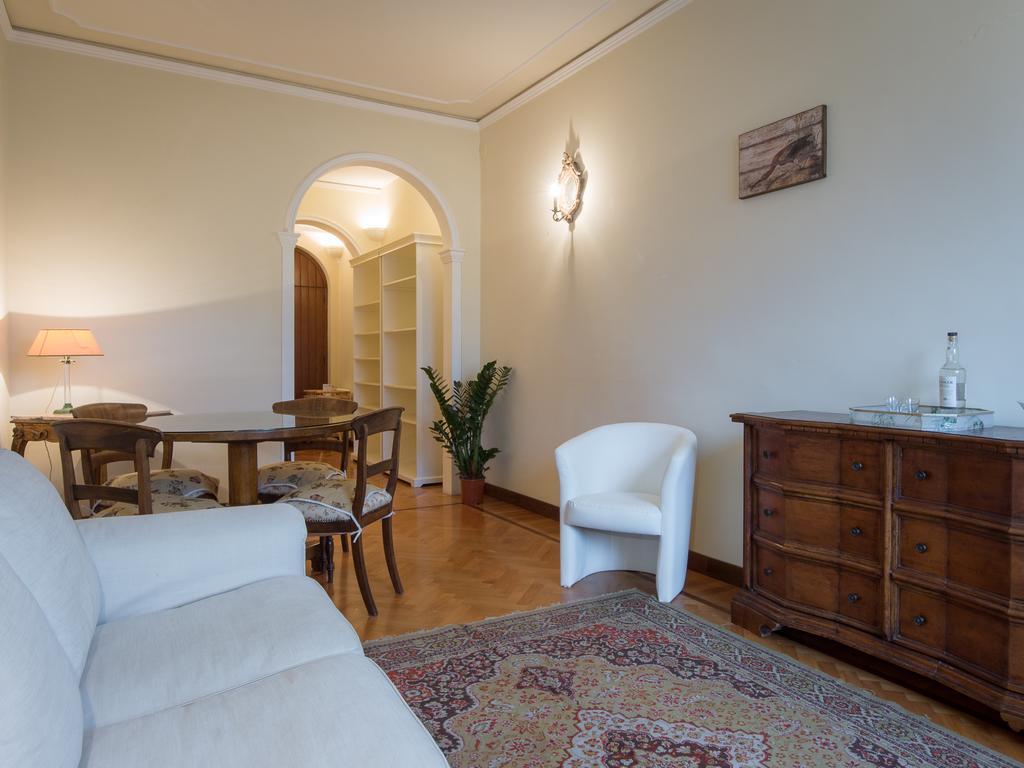 Charming Suite Ponte Vecchio Florence Exterior photo