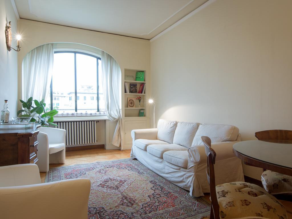 Charming Suite Ponte Vecchio Florence Exterior photo